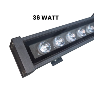 El proyector de pared de 36W ofrece una iluminación potente para grandes superficies y fachadas de edificios. Su estructura de 1000 mm garantiza una gran resistencia. - Product Image 3