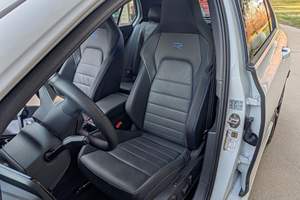 Volkswagen Golf R 2024 Usado, ~4,000 Millas, Transmisión Manual de 6 Velocidades, Motor Turbo de 4 Cilindros, Tracción en las Cuatro Ruedas, Sin Modificar - Product Image 6