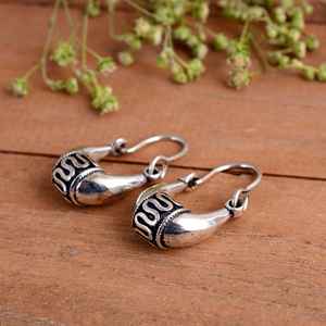 Pendientes de Aro Tribales de Plata de Ley 925 Oxidada Vintage, Pendientes Pequeños Colgantes Hechos a Mano Estilo Bali Étnico para Mujer - Product Image 2