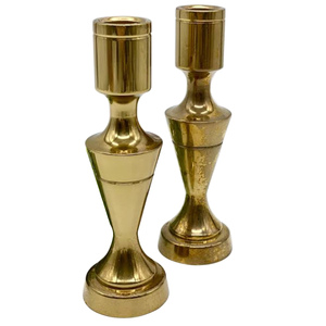Candelabros de lujo para velas, PARA CENA DE Hotel Decoración de mesa, soporte de luz para velas con acabado antiguo dorado - Product Image 3