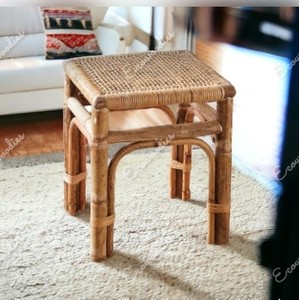 Taburete Cuadrado de Bambú Estilo Cabaña Moderna, con Asiento Tejido de Rafia Rústica, Ecológico y Ligero, para Sala de Estar, Cocina, Apartamento - Product Image 4