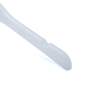 Venta Directa de Fábrica, Perchas de Plástico para Pantalones, Perchas de Plástico Blancas de Primera Calidad, Perchas de Plástico con Logotipo Impreso - Product Image 4