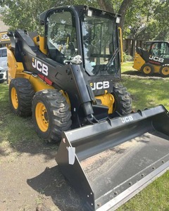 รถตักล้อยาง JCB 1CX ใหม่เอี่ยม พร้อมอุปกรณ์เสริม เช่น บุ้งกี๋  กำลังยก 8 ตัน  ประกอบด้วย บุ้งกี๋ เครื่องยนต์ ปั๊ม CAMC  ระบบควบคุม Huade PLC และอุปกรณ์เสริมอื่นๆ จาก JCB - Product Image 4