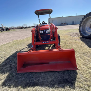 Tractor Usado Kubota MX6000 2021, Potencia Nominal de 50/80/140 HP para Industrias Agrícolas - Product Image 1