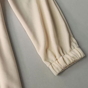 Vêtements décontractés pour hommes et femmes, dernière conception avec manches longues, course à pied, Jogging, nouveau survêtement de sport athlétique de VIKY INDUSTRIES - Product Image 6