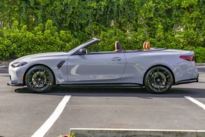 Listo para Enviar: BMW M4 Competition xDrive Convertible AWD 2025, Título Limpio, 3 Años de Garantía - Product Image 2