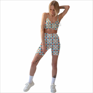 Ensemble soutien-gorge et short de sport pour femmes de grande taille pour le yoga Ensemble de yoga pour femmes en polyester Ensemble de yoga Offre Spéciale - Product Image 1