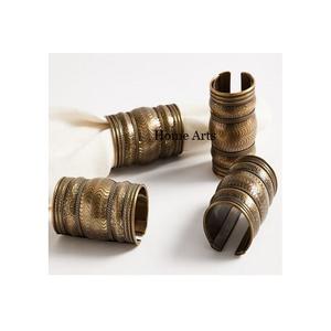 Ensemble de 4 ronds de serviette de table de restaurant en laiton de taille personnalisée ronds de serviette de forme ronde pour les meilleures ventes - Product Image 1