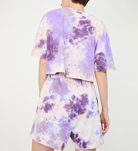 Conjunto de ropa deportiva de algodón de verano para mujer con camiseta ajustada y pantalones cortos de longitud media - Product Image 6