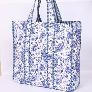 กระเป๋าผ้าคอตตอนลายควิลท์สไตล์วินเทจของอินเดียสำหรับผู้หญิงงานเย็บปะพื้นเมืองออกแบบเปิดซิปปิดขายส่งผู้ส่งออก - Product Image 6