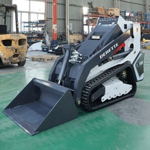 Prix réduit avec taxes incluses, mini-chargeuse sur pneus V1000, moteur diesel, design compact polyvalent pour terrains étroits - Product Image 1