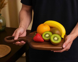 Planche à découper en bois massif avec surface de coupe épaisse Planche à découper en bois avec fibre de bois naturelle solide à prix avantageux - Product Image 4