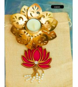 Urli con hermoso loto colgando junto con yute Potli para Festival de bodas y regalos Festival indio Diwali Gifting - Product Image 1