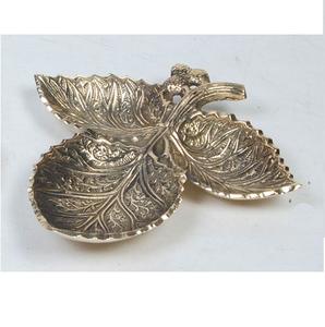 Superior Quality Exclusive Design Decorative Serving Tray Modern Style Coffee Juice Chocolate Serving Salver Dishes - Product Image 4