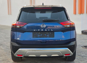 รถมือสองปี 2022 X-Trail 231 แรงม้า ขับเคลื่อน 4 ล้อ เครื่องยนต์ 4 สูบ 1.5 ลิตร น้ำมันเบนซิน พวงมาลัยซ้าย ไม่เคยเกิดอุบัติเหตุ พร้อมส่งออก - Product Image 3