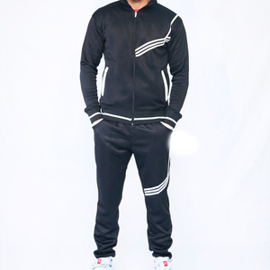 Conjunto Deportivo de Invierno con Logotipo Personalizado, Talla Grande, Sudadera de Felpa, Pantalones Deportivos Holgados de Algodón y Sudadera con Capucha - Product Image 2