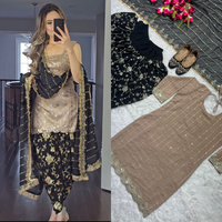 Nouvelle collection tendance de Patiyala Dhoti avec broderie lourde par Royal Export