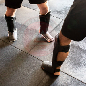 Espinilleras de Piel Genuina para MMA, Espinilleras Profesionales para Entrenamiento de Kickboxing, Ligeras y Cómodas, Protectores de Piernas para Boxeo - Product Image 3