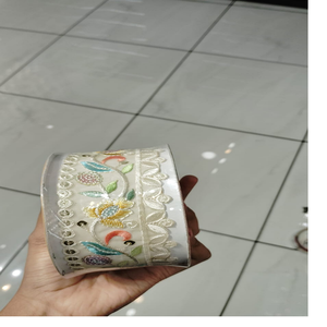 Lacets brodés à la machine en tissu de base blanc sur mesure en design floral et plusieurs couleurs pour robes de mariée de 2 pouces - Product Image 6