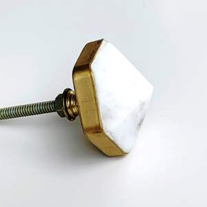 Perillas de mármol más vendidas de color blanco y dorado con tamaño de forma de color personalizado Hecho EN LA India Artículo - Product Image 5