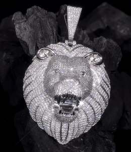 VVS1 Moissanite Lion colgante, Majestic Lion Head Sterling Silver Pendant - Full Moissanite Dazzling Hip Hop Jewelry - Product Image 2