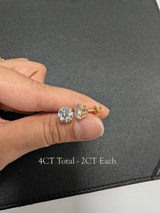 Boucles d'oreilles classiques à clous en diamant rond, 1,00 ct, DEF VVS, diamant cultivé en laboratoire, en or 14 carats, pour cadeau de mariage ou d'anniversaire - Product Image 1