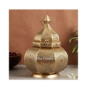 Lanterne suspendue en métal de couleur argentée trois tailles et formes différentes lanternes suspendues pour la décoration de la maison et de l'hôtel - Product Image 3