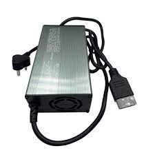 Chargeur universel de scooter électrique à tension réglable avec connecteurs multiples pour scooter électrique EBike et charge de batterie portable - Product Image 2