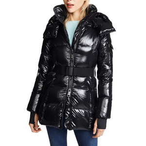 Veste matelassée à capuche zippée pour femme de haute qualité personnalisée Activités de plein air d'hiver Remplissage 100% polyester Respirant Amovible - Product Image 1