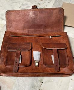 Sac messager vintage de 18 pouces en cuir véritable Sac de voyage de bureau élégant avec motif de bonbons Style de mode fait à la main - Product Image 2