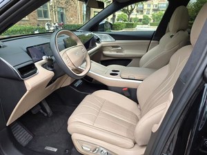 Xpeng 2025 G9 Max 680KM ระยะทางวิ่งไกลพิเศษ ขับเคลื่อนสี่ล้อ เกียร์อัตโนมัติ รถยนต์พลังงานใหม่ มือสอง สภาพเหมือนรถใหม่ - Product Image 2