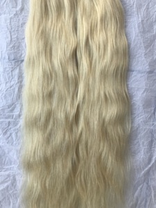 Templo indio virgen en bruto, producto más vendido, cutícula de visón brasileño Premium, extensión ondulada rubia alineada, paquete de cabello humano de un solo donador - Product Image 4