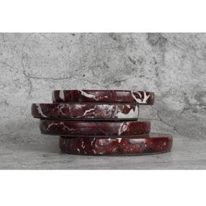 Dessous de verre ronds en marbre rouge fabriqués à la main de qualité exportée pour le salon ou la table de cuisine disponibles au prix export - Product Image 1