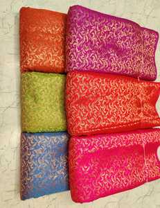 Tela Jacquard brocada de primera calidad, ideal para ropa de moda y decoración del hogar, diseños impresionantes disponibles para compra a granel - Product Image 3