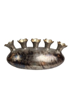 Vase à fleurs en métal de qualité supérieure avec une forme unique conçu pour la décoration intérieure luxueuse moderne avec une touche raffinée et artistique - Product Image 2