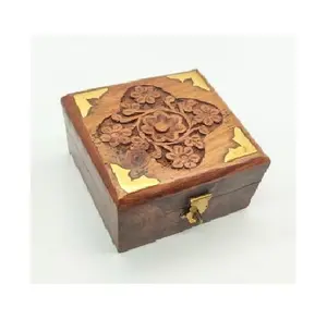 Yogesh Kumar Boîte à bijoux en bois pour femmes Organisateur de bijoux Sculpture carrée avec coin en laiton fait à la main (4 pouces)