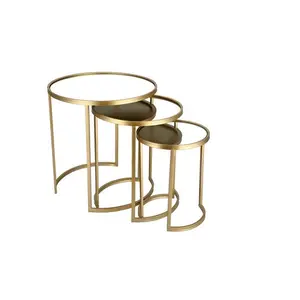 Articolo di mobili per ristoranti dell'hotel tavolo ad angolo personalizzato Set di 3 tavolini da caffè in metallo fornitore superiore in vetro dall'india
