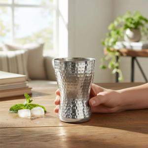 Coupe en cuivre Riva, style design vintage, pour usage cocktail - Product Image 2