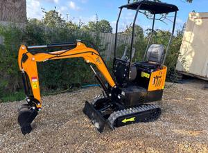 ENVÍO GRATUITO Miniexcavadora JPC H12 de 12 HP con cabina abierta, hoja dozer frontal, brazo oscilante, certificación EPA y CE, pulgar hidráulico auxiliar - Product Image 5