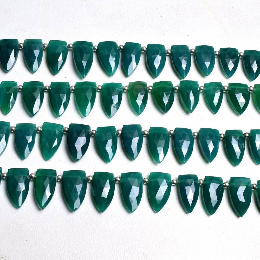 สีเขียว