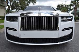 Rolls-Royce Ghost Plus 2021 Usado en Buen Estado, Sin Accidentes, Volante a la Izquierda/Derecha - Product Image 2