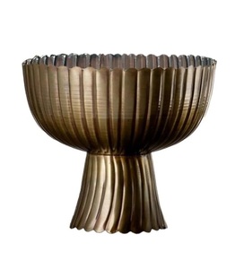 Cuenco de pedestal con acabados de latón Vintage, jarrón de compota Floral para centro de mesa de boda, cuenco decorativo con acento para el hogar - Product Image 1