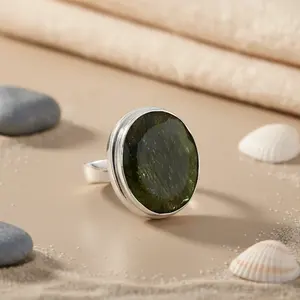 Anillo de Plata para Mujer con Gema Verde, Chapado en Oro de 18K y Oro Rosa, Tecnología de Incrustación en Forma de Luna, Certificado por IGI - Product Image 3