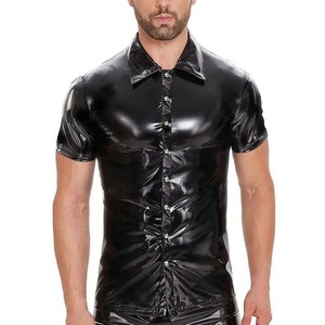 Camisas sexis de cuero brillante para hombre, camisas de manga corta de piel sintética con cuello vuelto, camisa moldeadora para hombre, disfraces de actuación en escenario - Product Image 2