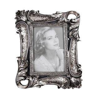 Marco de metal de tamaño mediano, decoración moderna para el hogar, borde con acabado clásico, marco de fotos para colgar en la pared hecho a mano - Product Image 2
