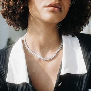 ห่วงโซ่เทนนิสฮิปฮอปสีเงินชุบทองสร้อยคอเพชรกับเพชรโมอิสซาไนต์สำหรับเป็นของขวัญครบรอบสไตล์ทางศาสนาของเขา - Product Image 1