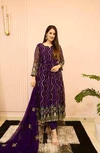 ROBE DE SOIRÉE AVEC BRODERIE TRAVAIL - Product Image 5