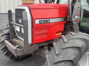 เครื่องจักรกลการเกษตร Massey Ferguson 6180 รถแทรกเตอร์สำหรับฟาร์ม จัดส่งรวดเร็วจากผู้จัดจำหน่ายที่เชื่อถือได้ - Product Image 2