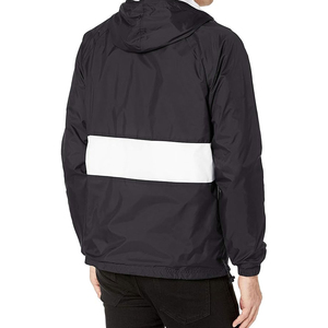 Elegante chaqueta impermeable para hombre con diseño funcional ideal para el uso diario y las aventuras al aire libre en clima húmedo - Product Image 5