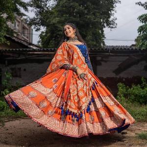 Nuevo Lehenga Choli con Estampado de Diseñador, Diseño Digital en Relieve, Seda de Mantequilla de Alta Calidad, Estilo Moderno, Secado Rápido, para Todas las Temporadas - Product Image 5